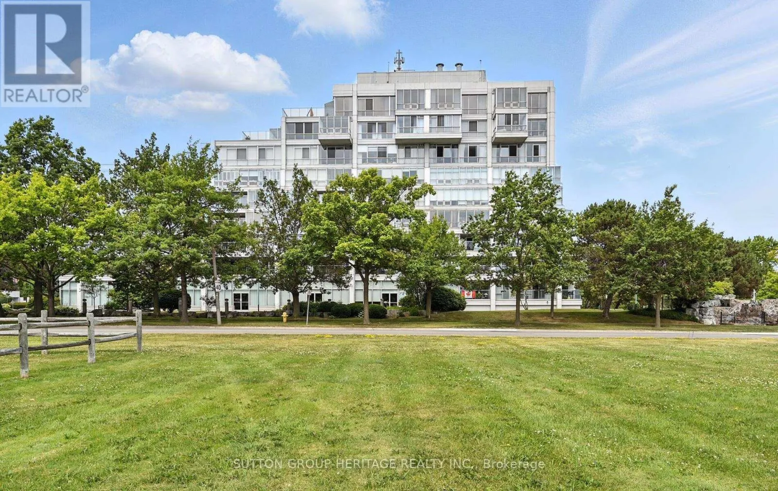 311 - 45 CUMBERLAND LANE
