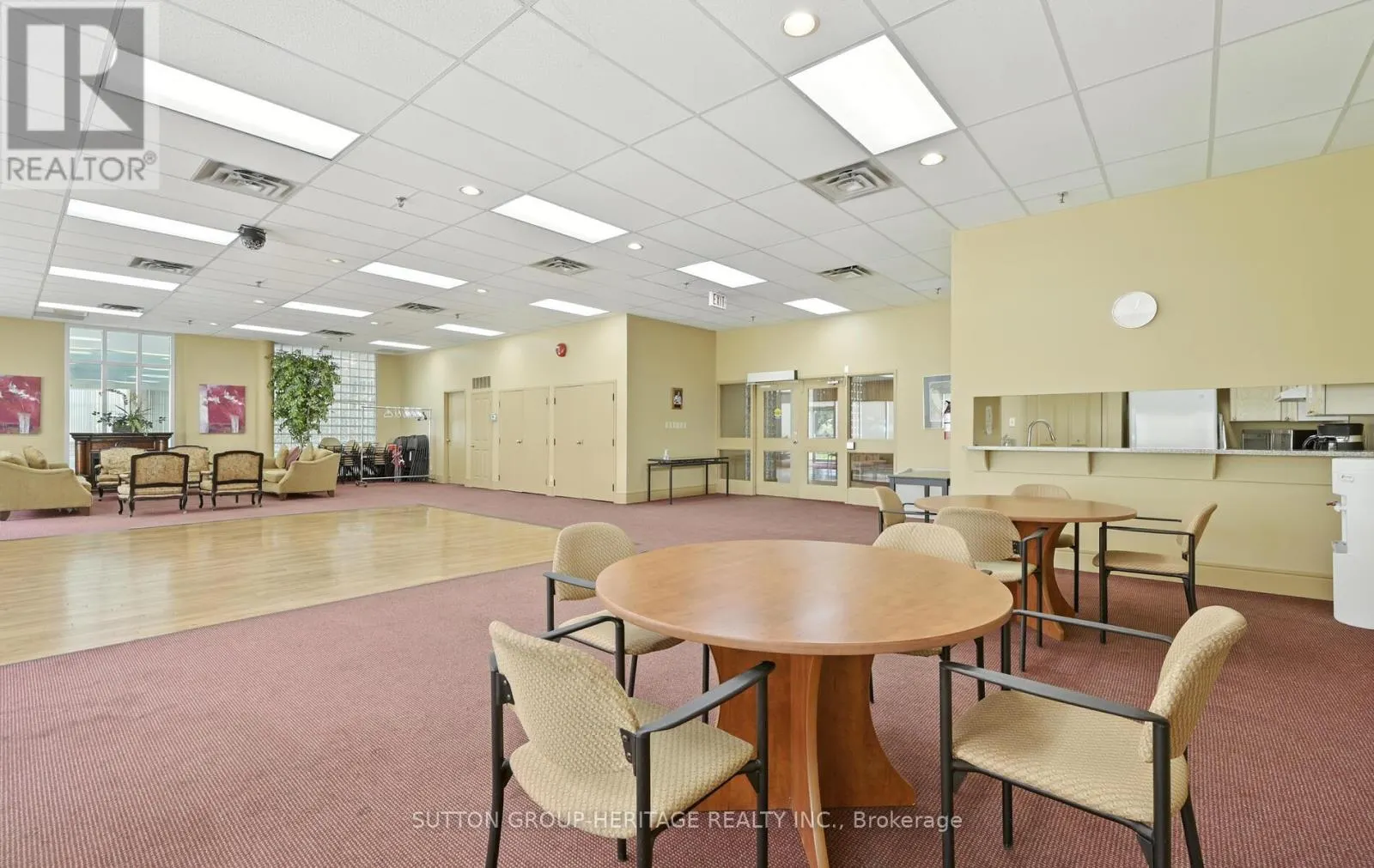 311 - 45 CUMBERLAND LANE