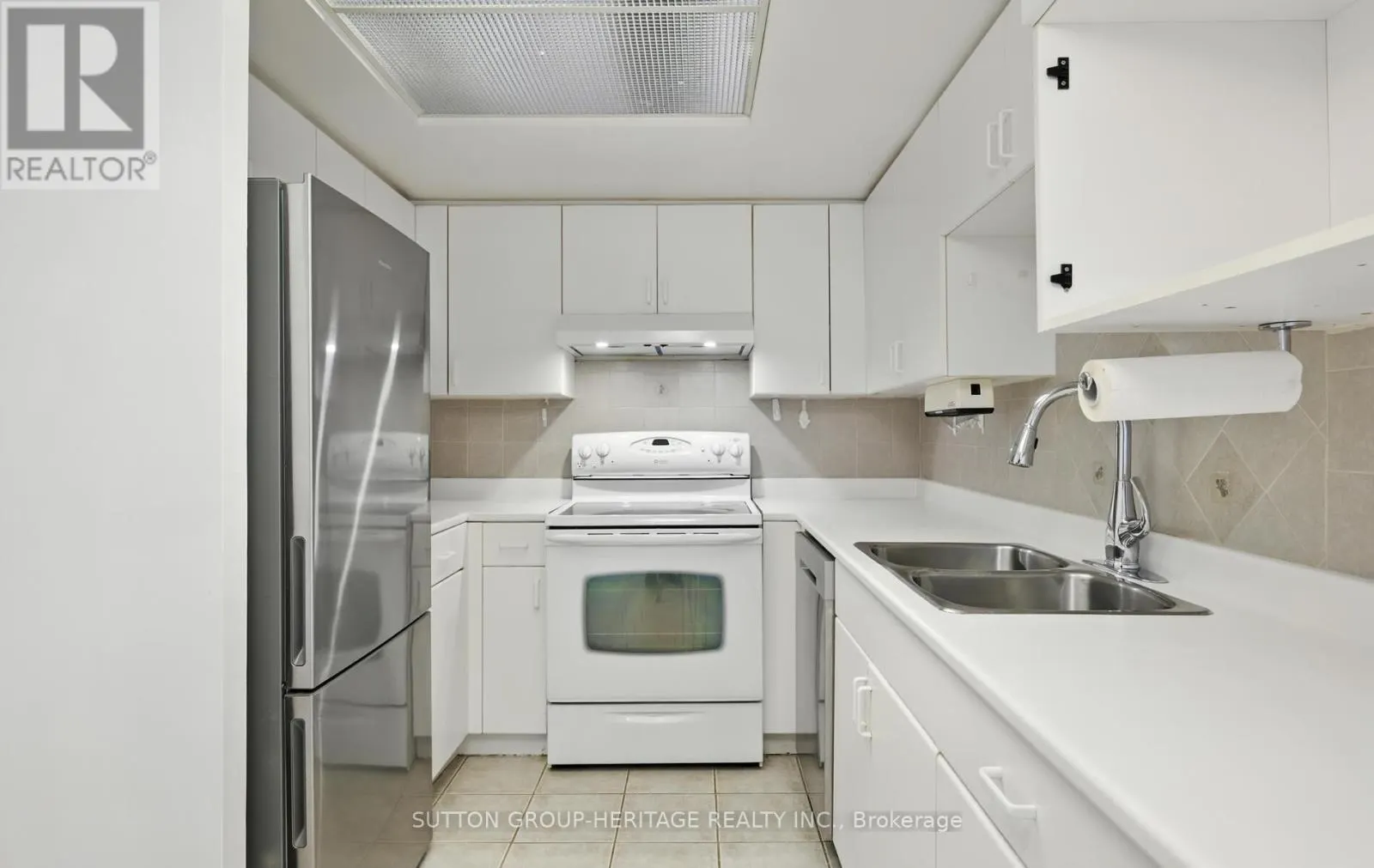 311 - 45 CUMBERLAND LANE