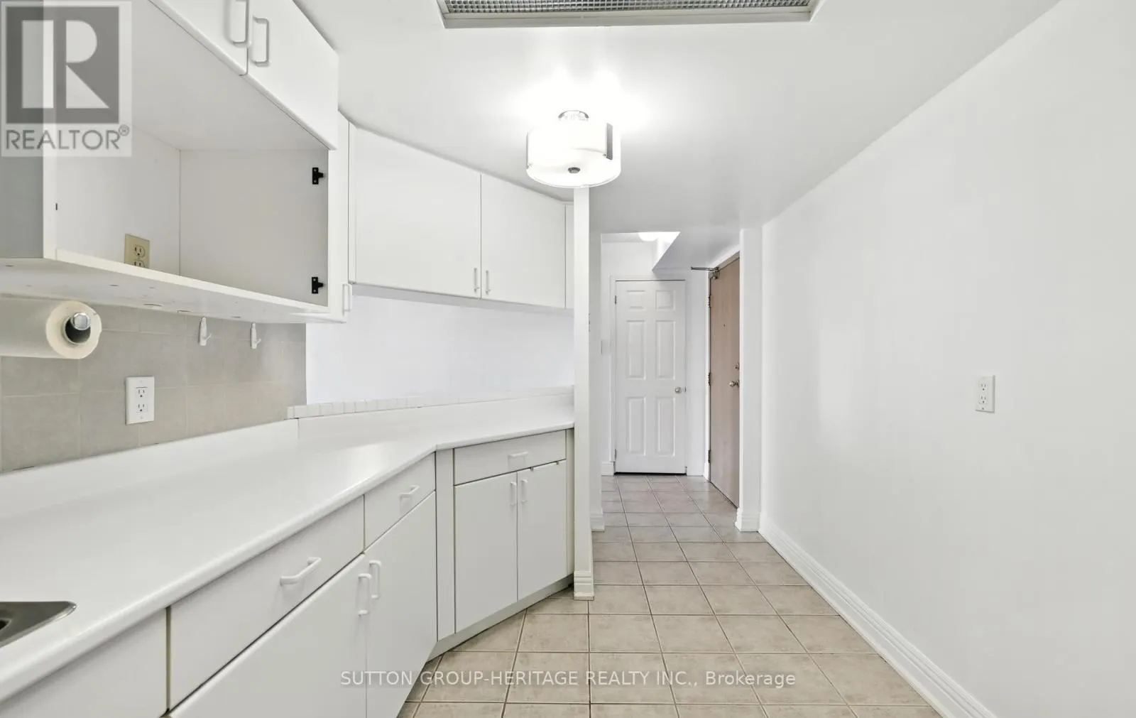 311 - 45 CUMBERLAND LANE