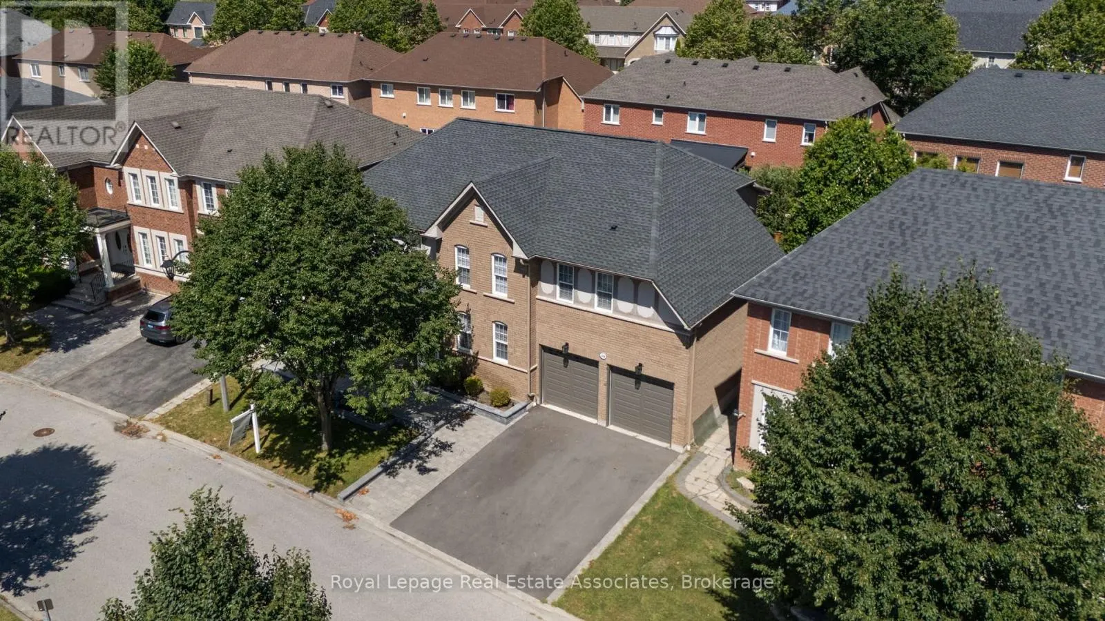 10 WESTACOTT CRESCENT