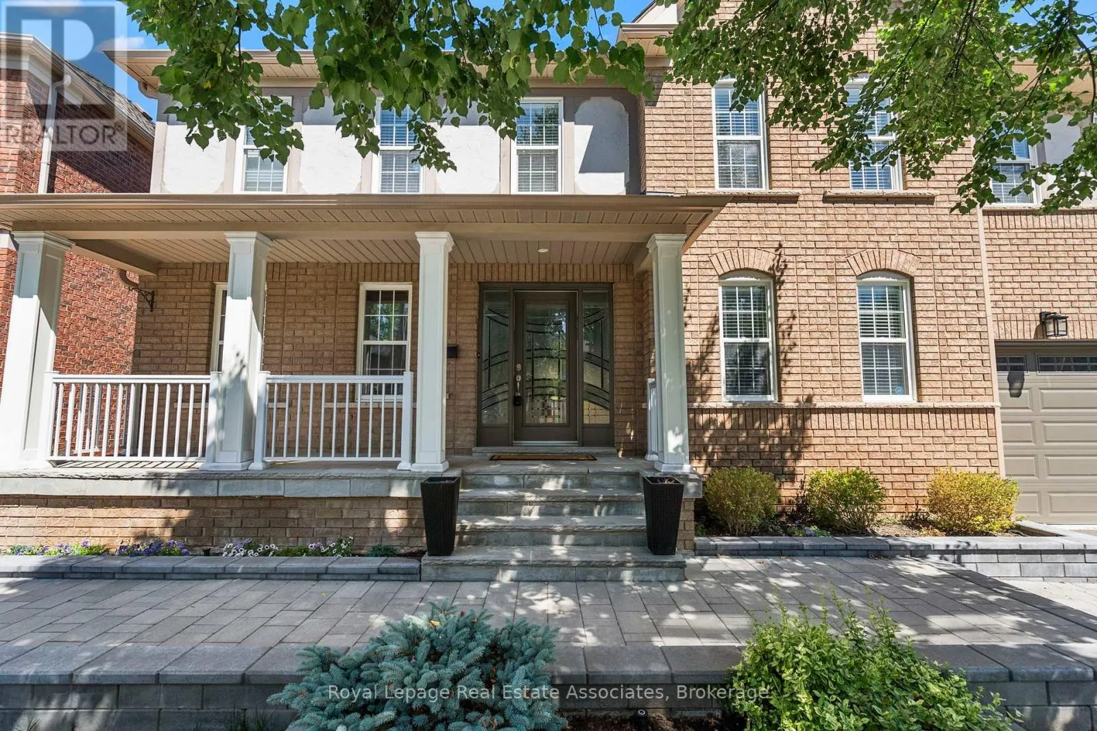 10 WESTACOTT CRESCENT