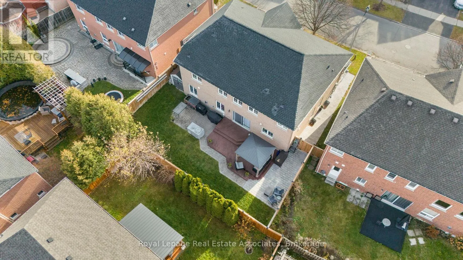 10 WESTACOTT CRESCENT