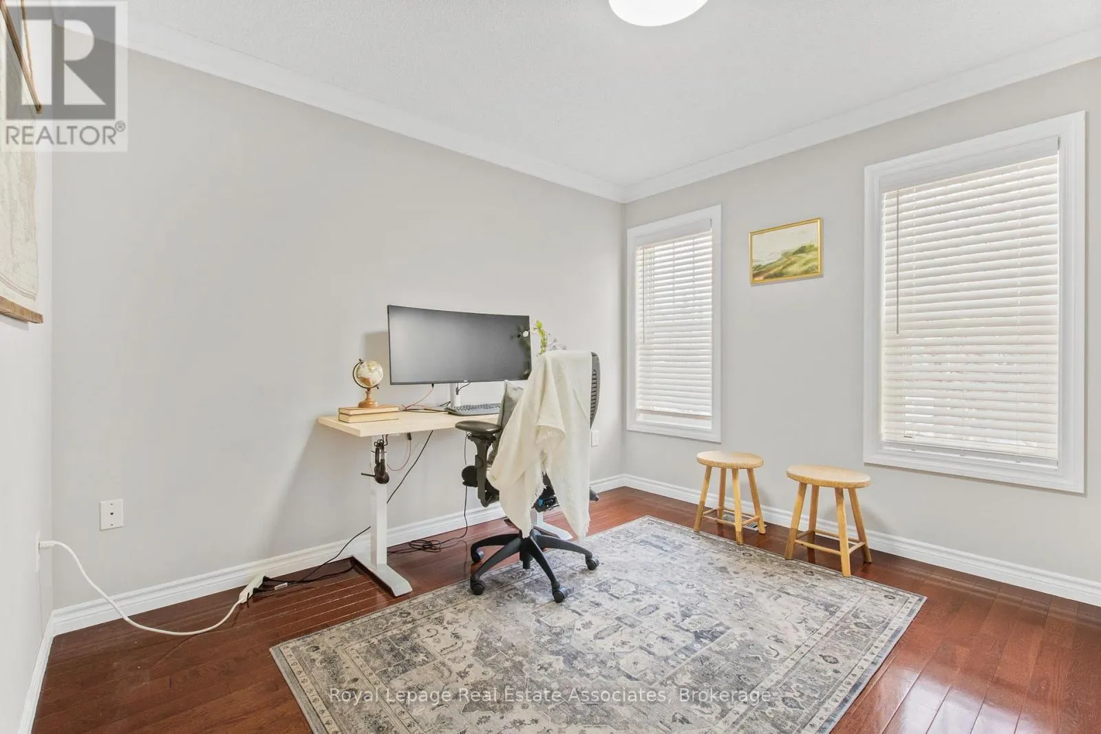 10 WESTACOTT CRESCENT