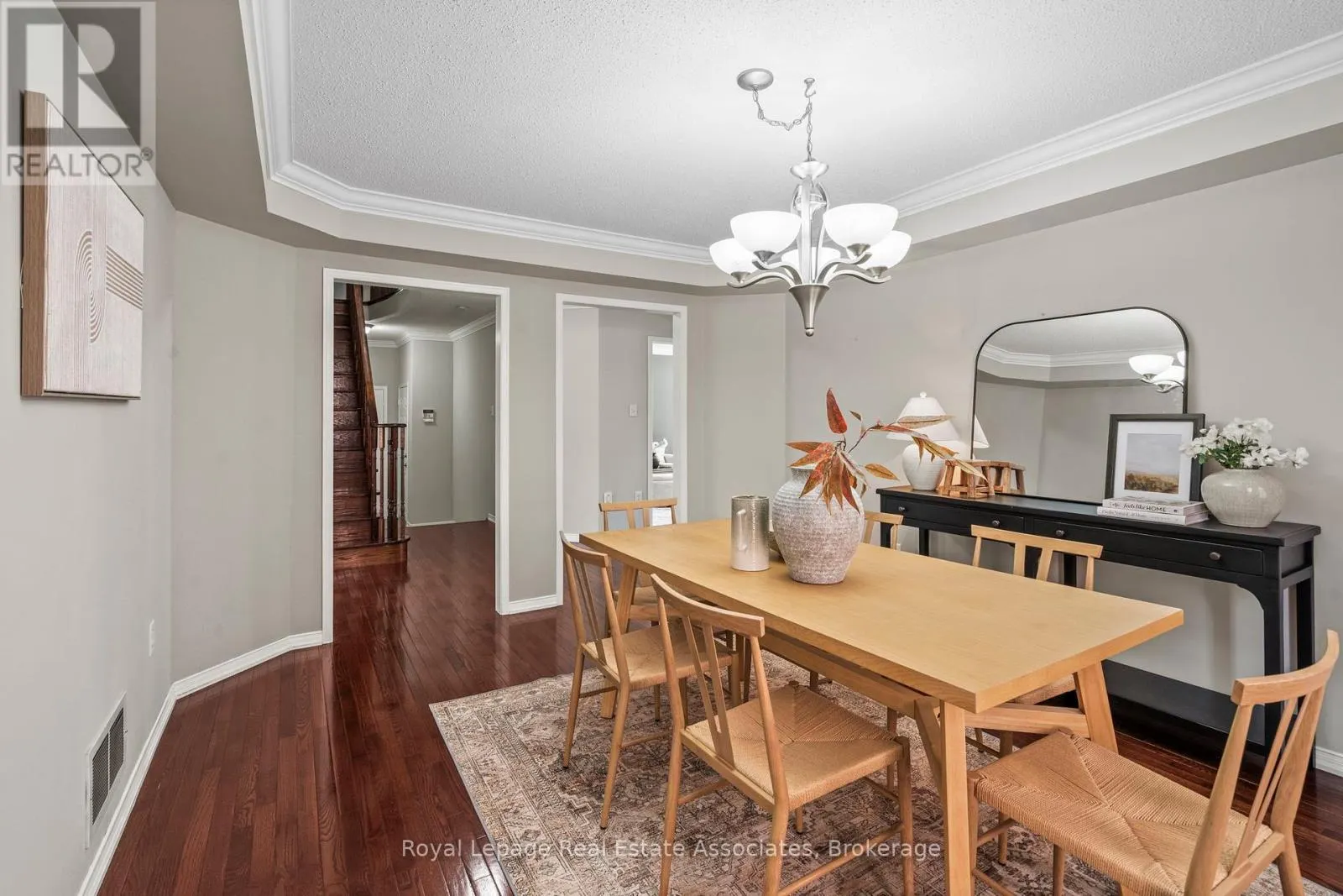 10 WESTACOTT CRESCENT