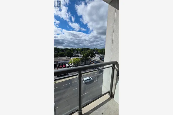 10 - 90 GLEN EVEREST ROAD S