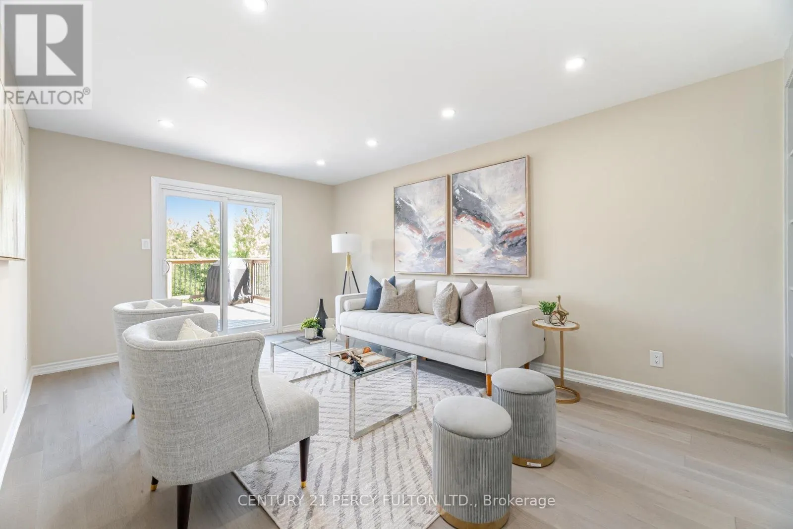 6 BRAY DRIVE