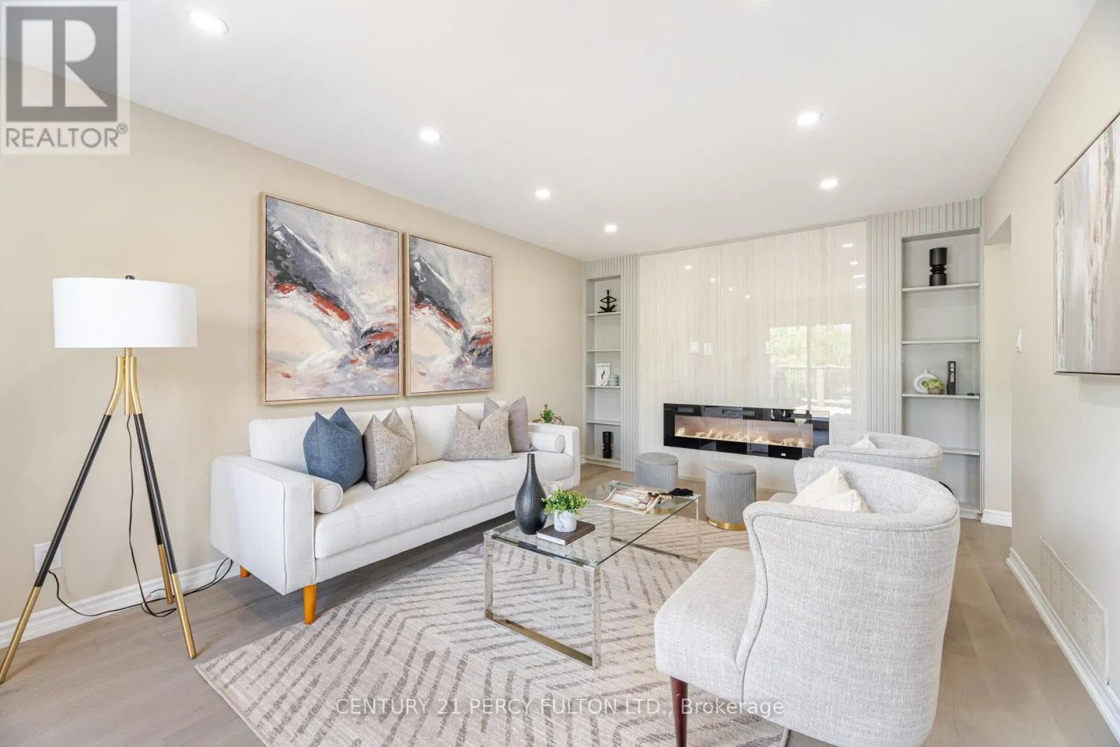 6 BRAY DRIVE