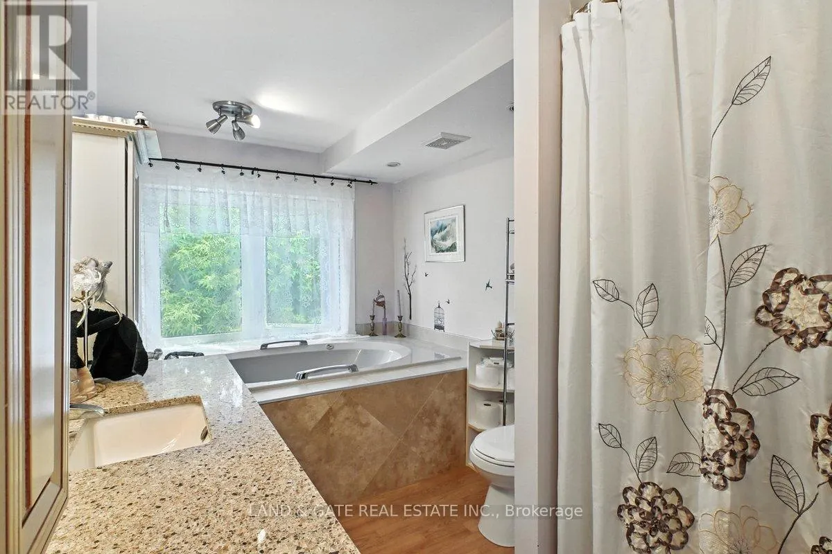 519 KINGSTON ROAD W