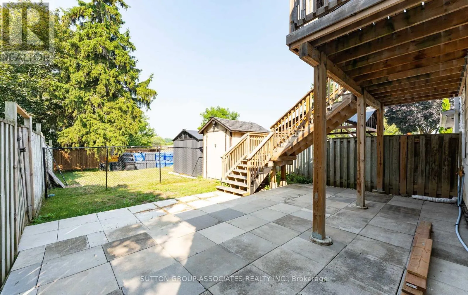 2 - 1610 DUNDAS STREET W
