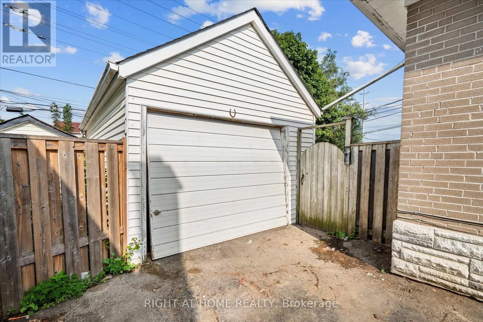 7 TULLOCH DRIVE