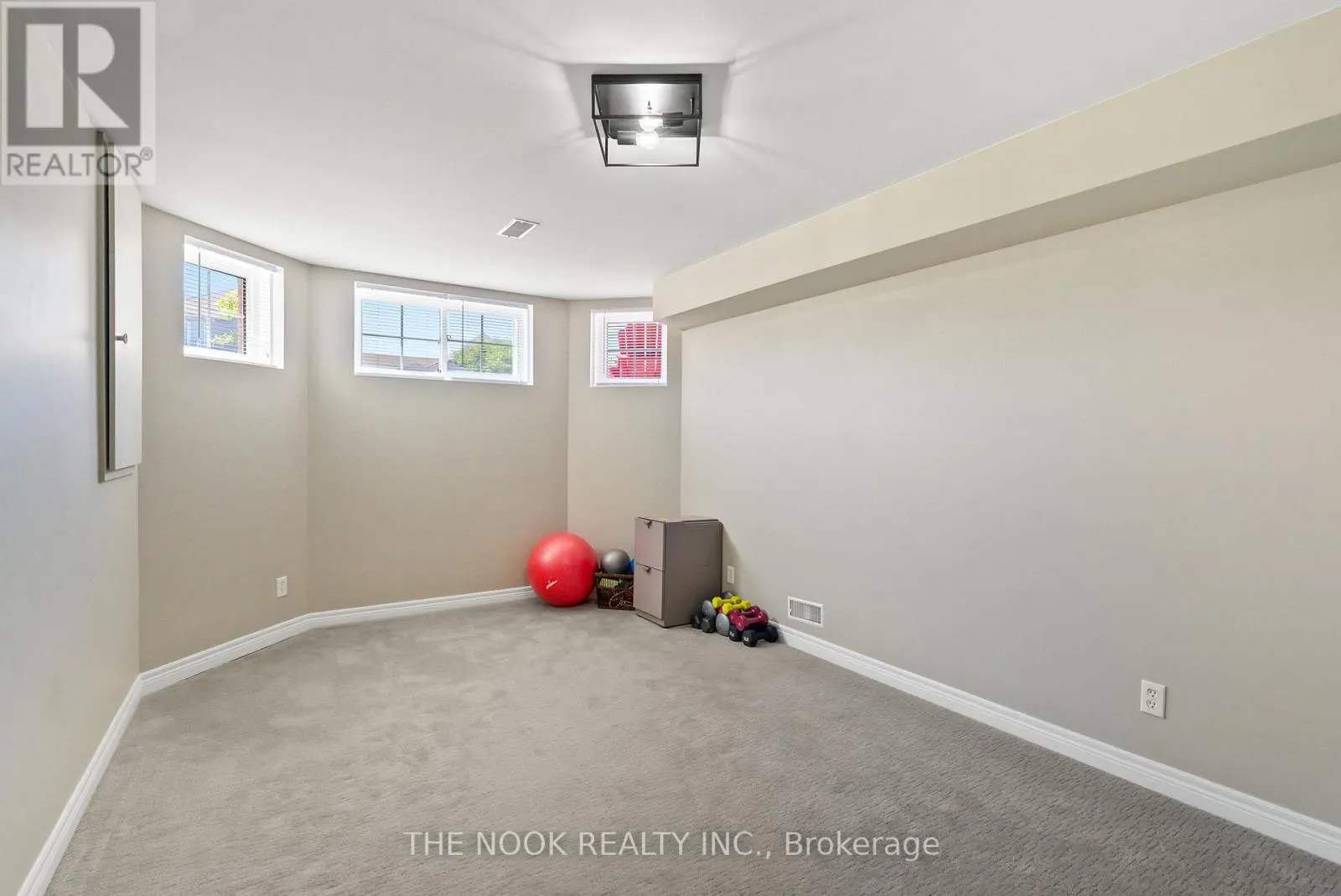 1 WILLIAM JOSE COURT