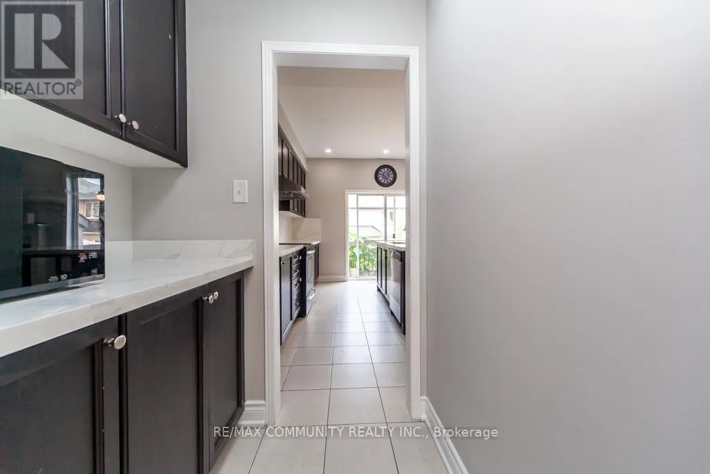 24 RAITHBY CRESCENT