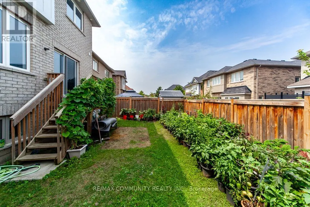 24 RAITHBY CRESCENT