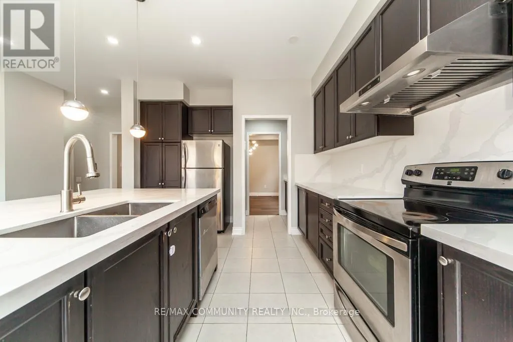 24 RAITHBY CRESCENT