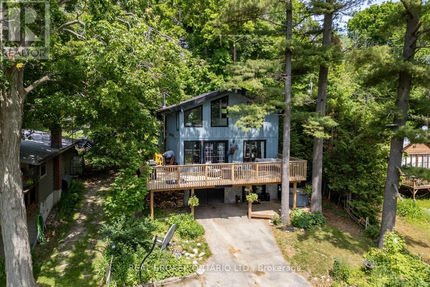 126 PINE POINT LANE
