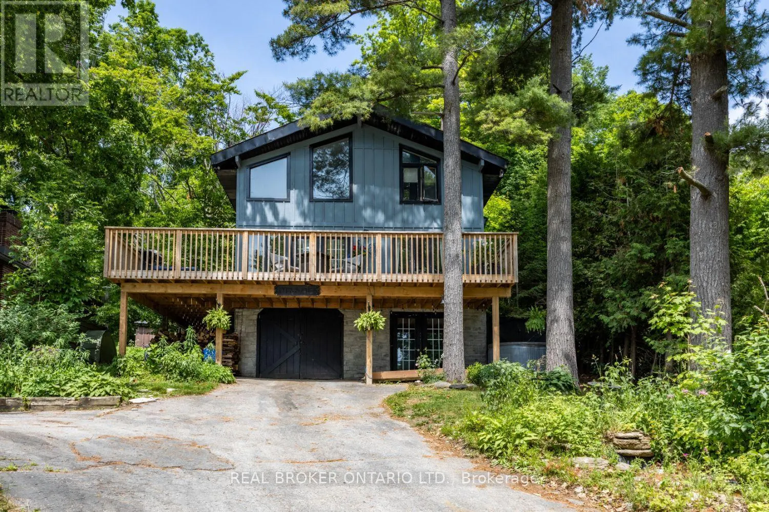 126 PINE POINT LANE