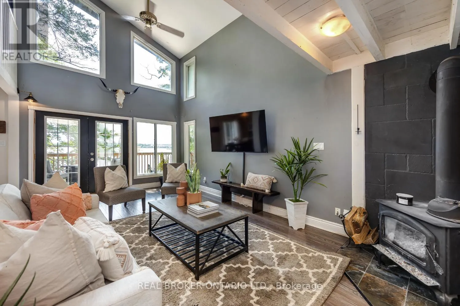 126 PINE POINT LANE