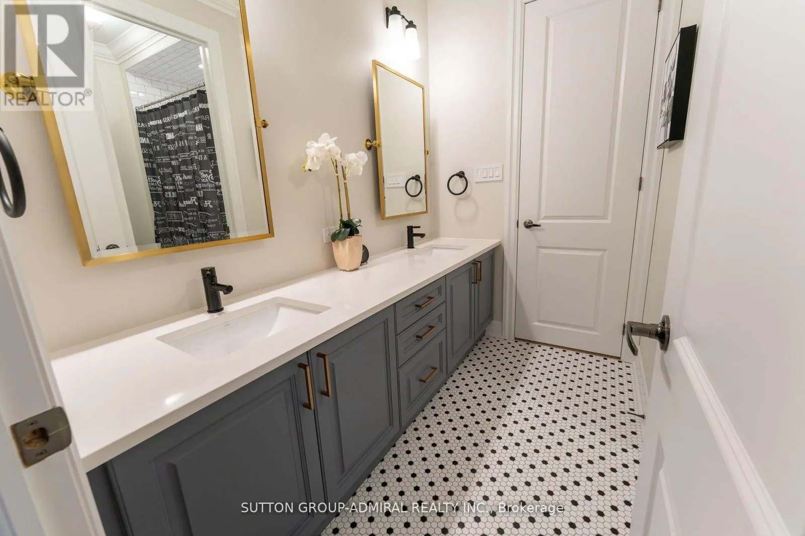 21 SOLTYS DRIVE