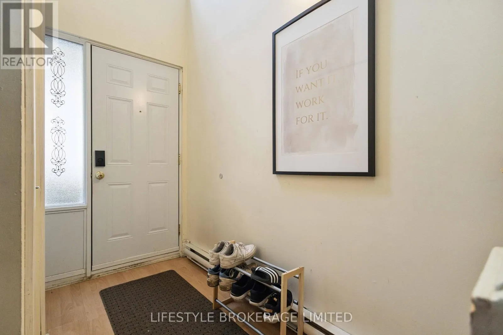 10 THE BRIDLE PATH
