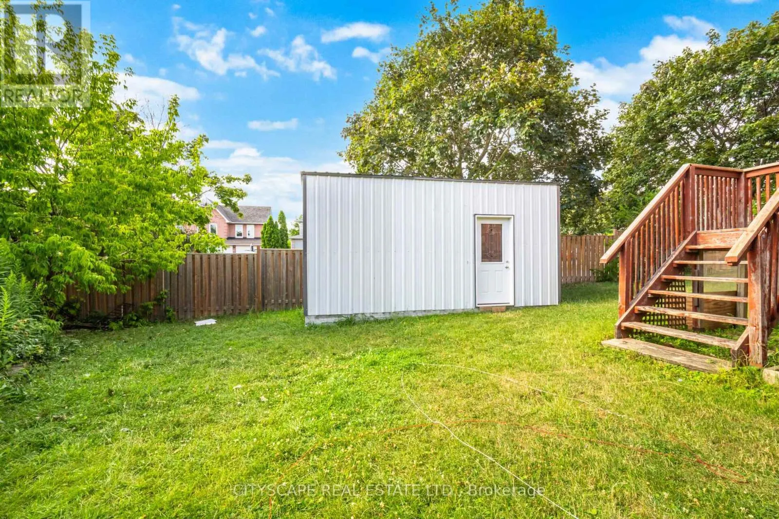 12 COOMER CRESCENT