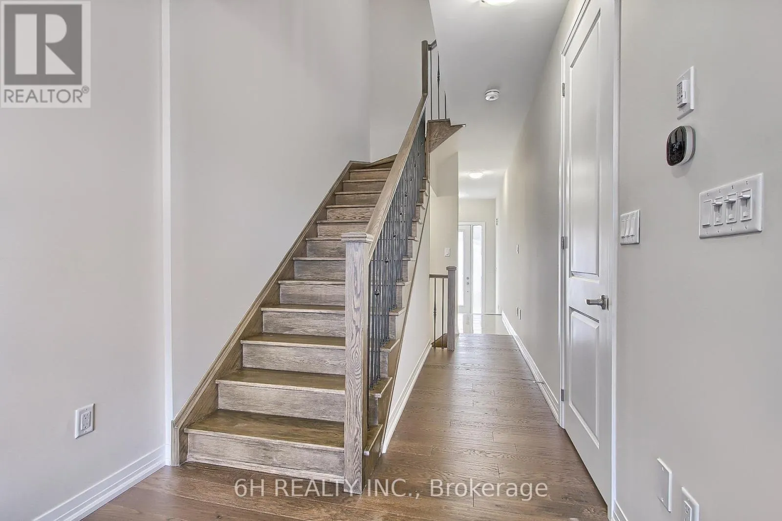 2616 HIBISCUS DRIVE