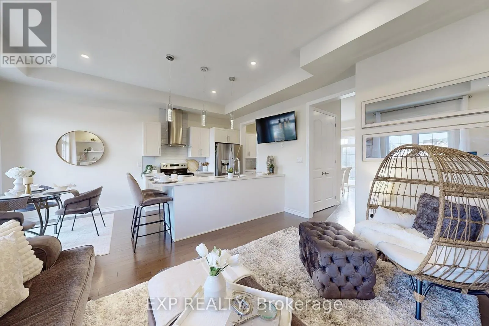 13 SEAGRAVE LANE