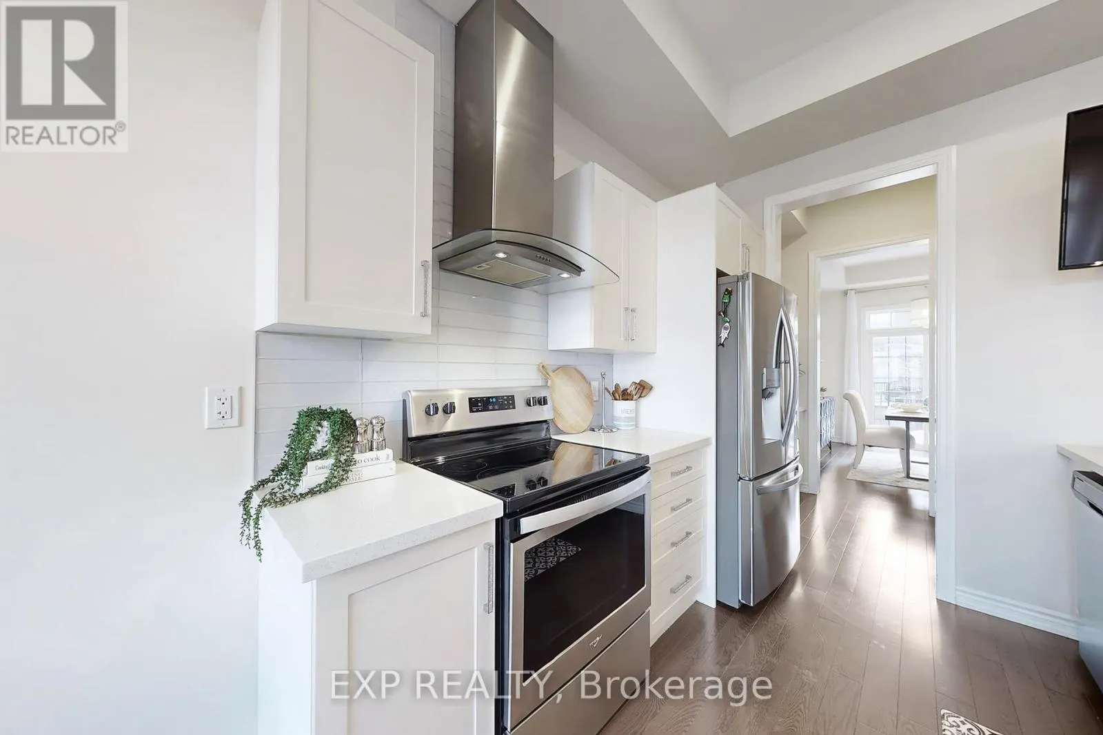 13 SEAGRAVE LANE