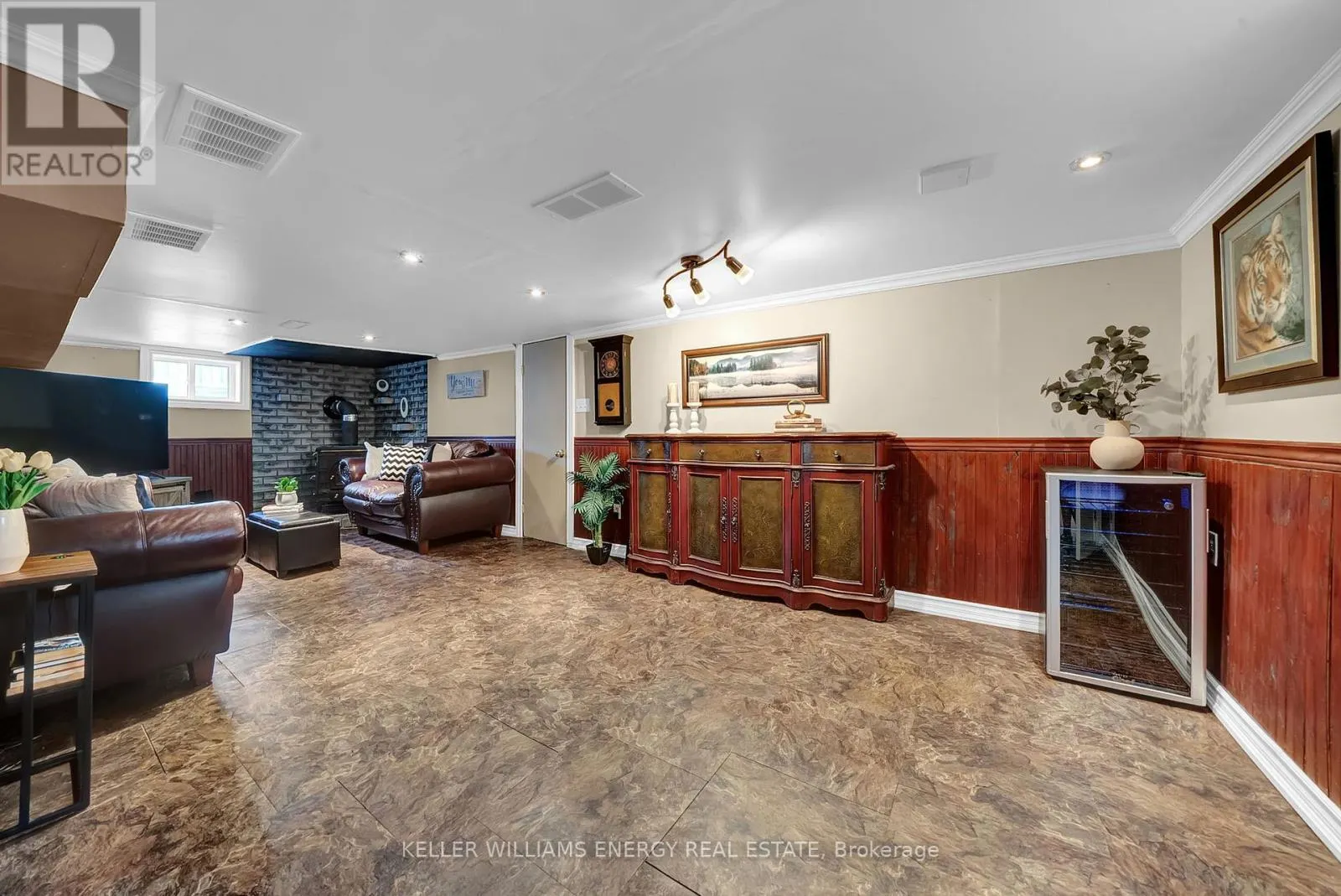 1725 BROWNSVILLE ROAD