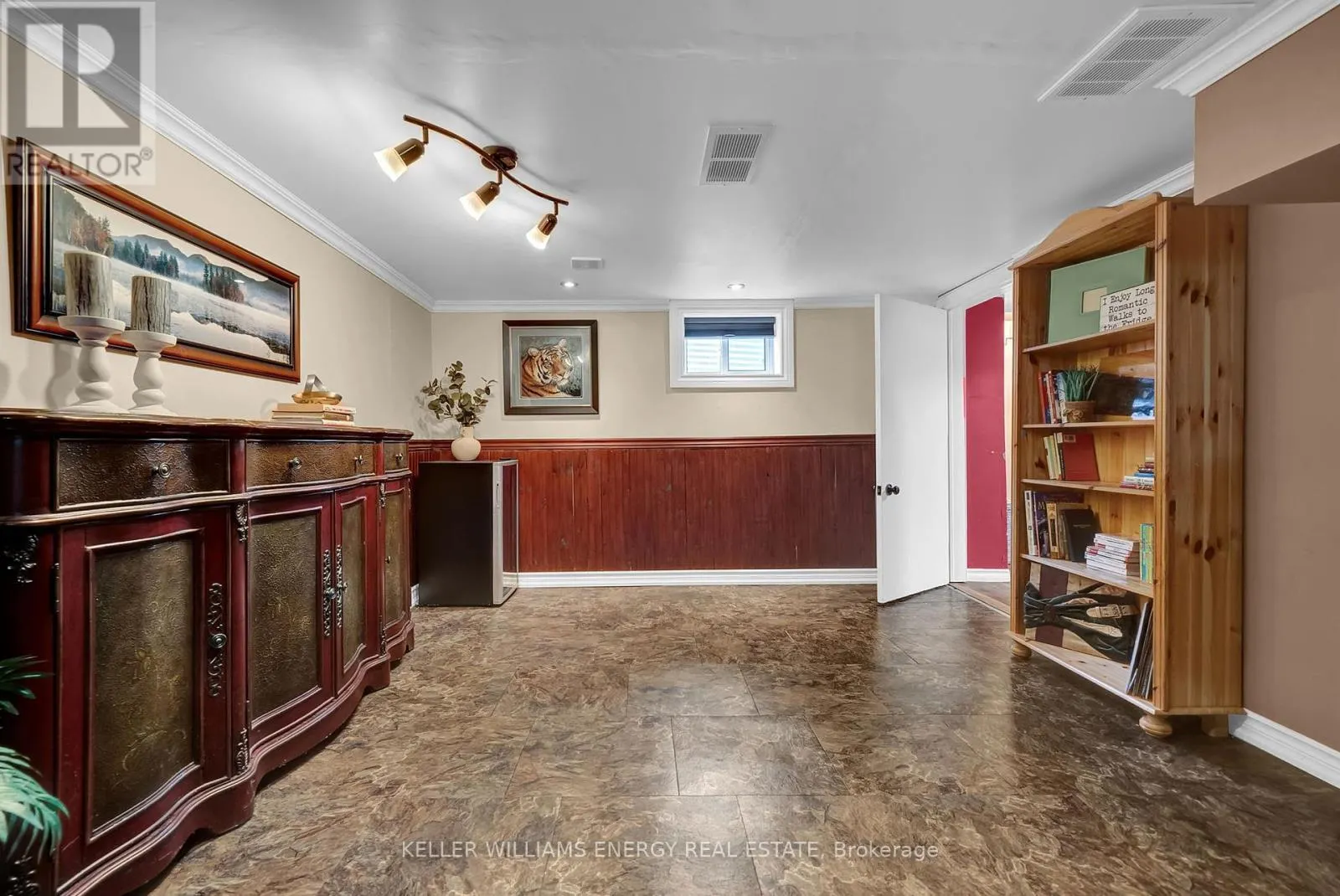 1725 BROWNSVILLE ROAD