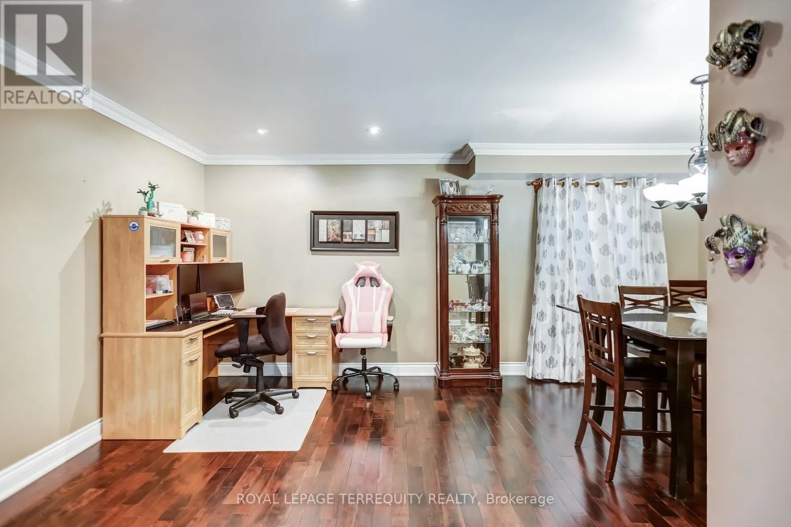 30 WICKS DRIVE