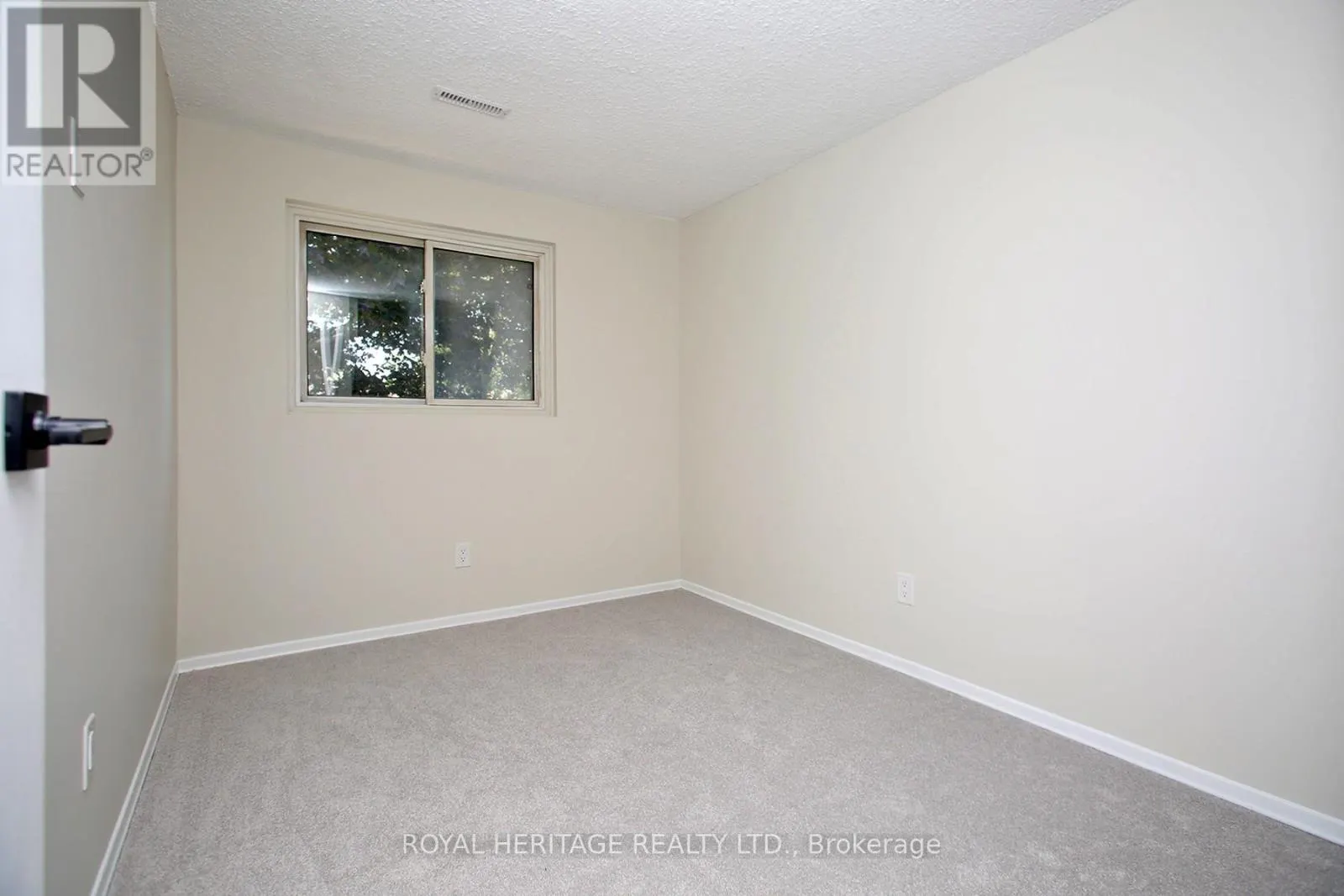27 PARKER CRESCENT