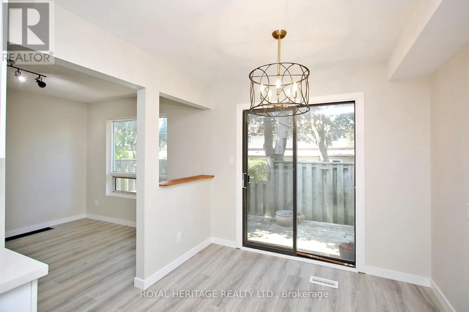 27 PARKER CRESCENT