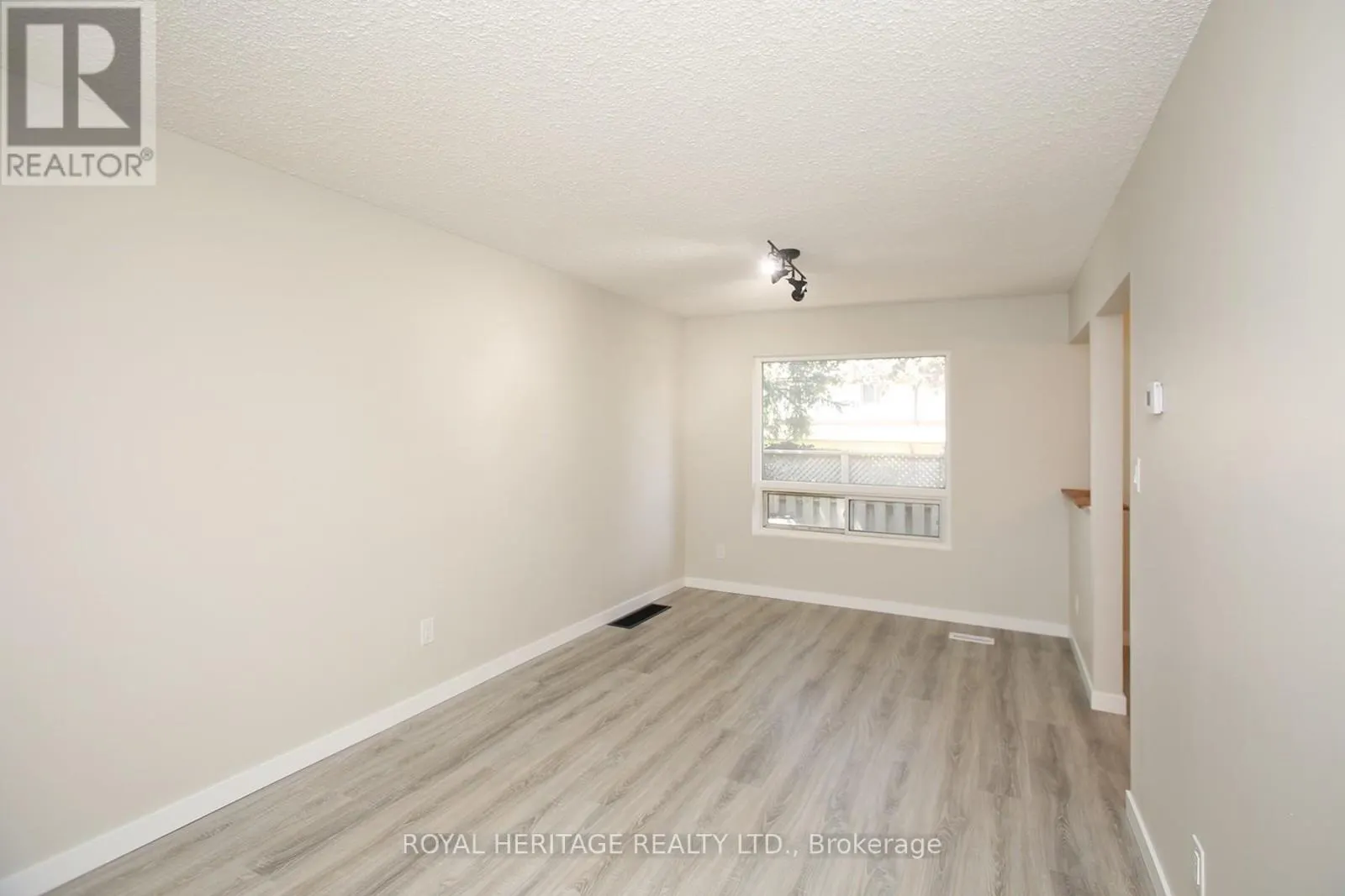 27 PARKER CRESCENT