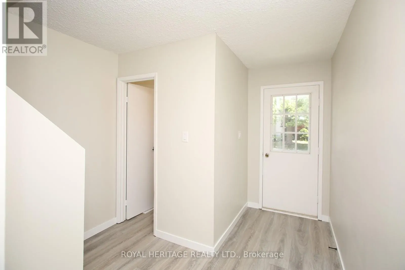 27 PARKER CRESCENT