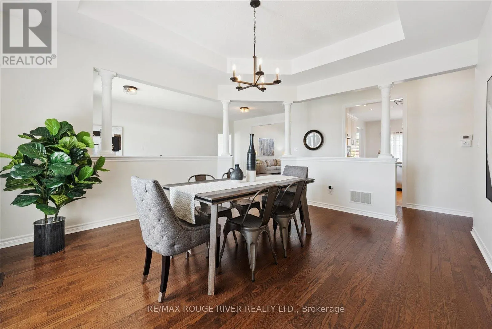 38 CHARLES TILLEY CRESCENT