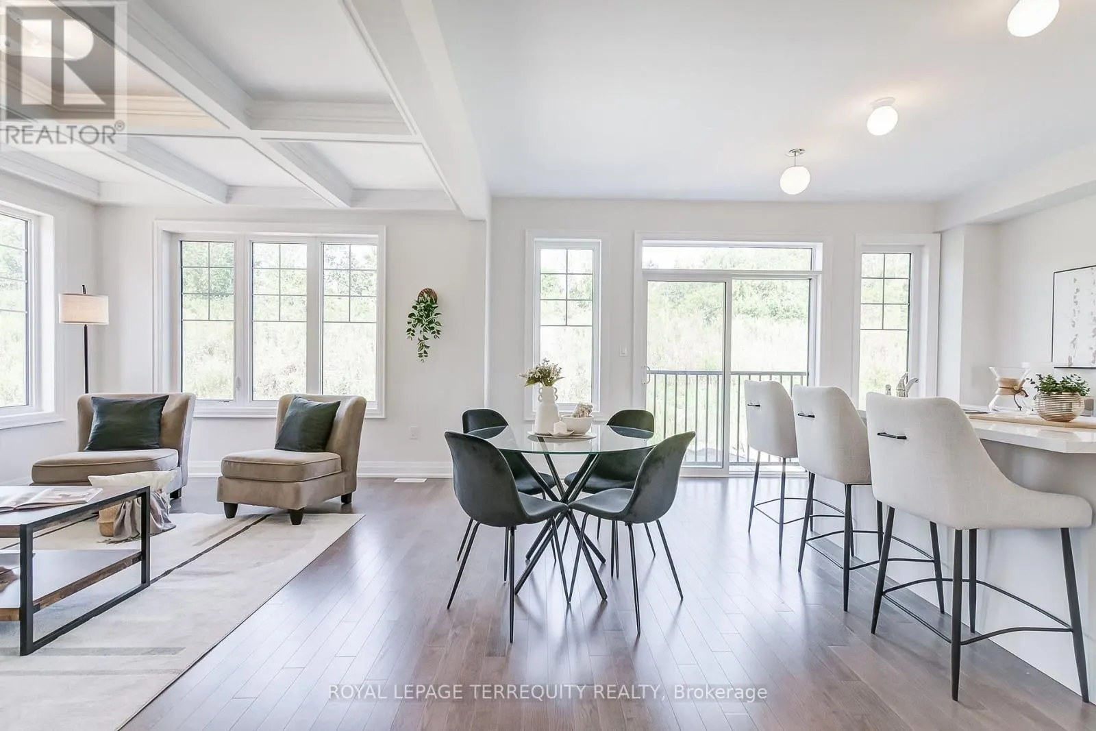 1224 TALISMAN MANOR