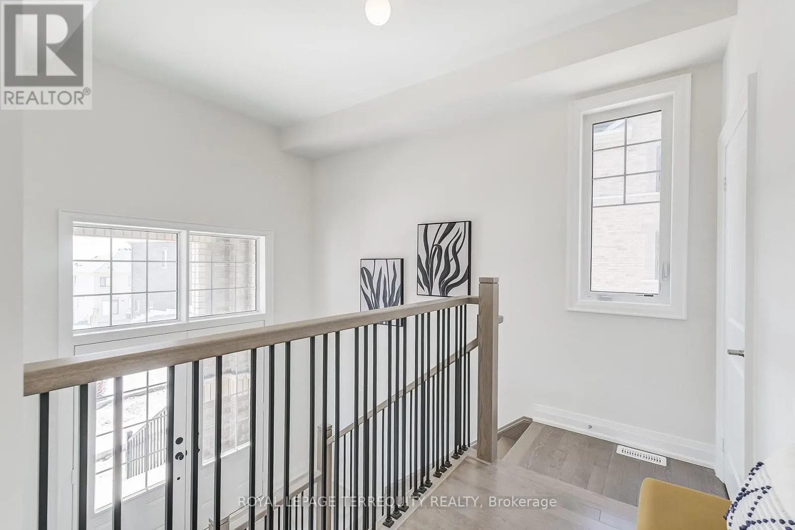 1224 TALISMAN MANOR