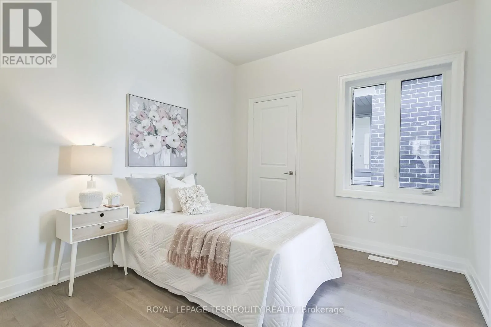 1224 TALISMAN MANOR