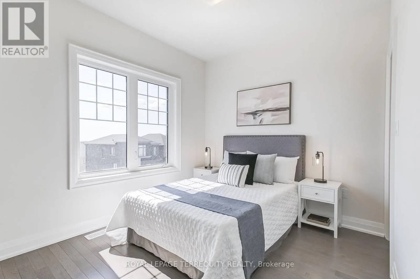 1224 TALISMAN MANOR