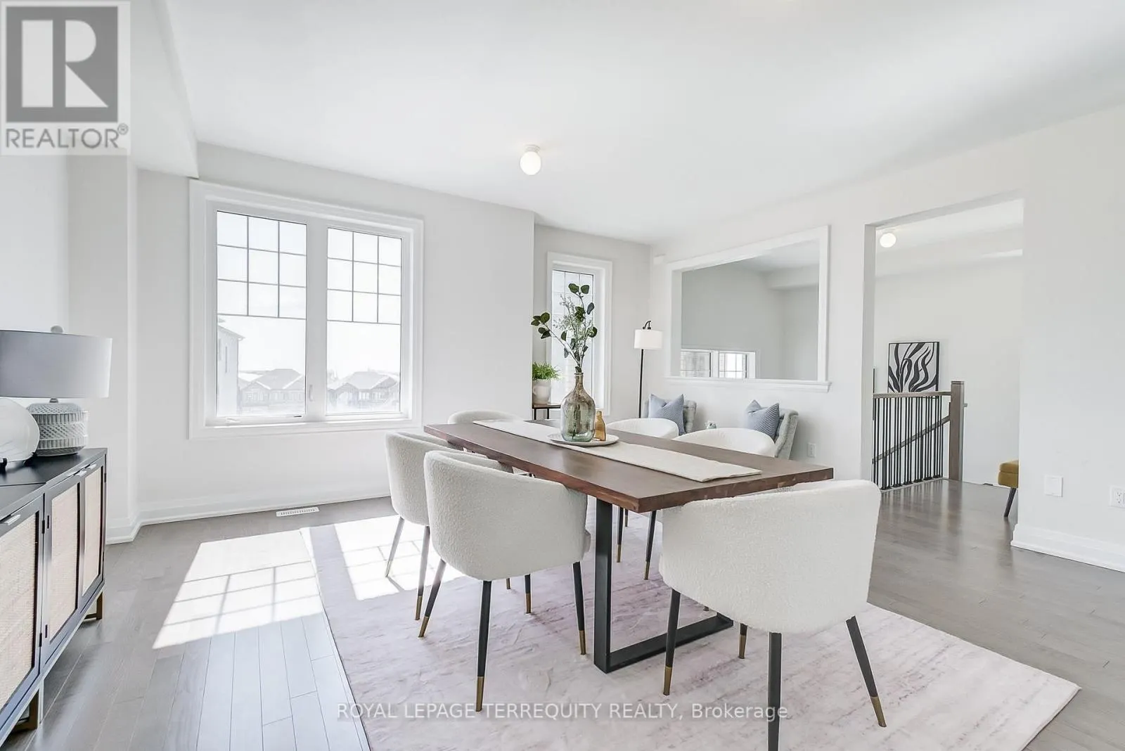 1224 TALISMAN MANOR