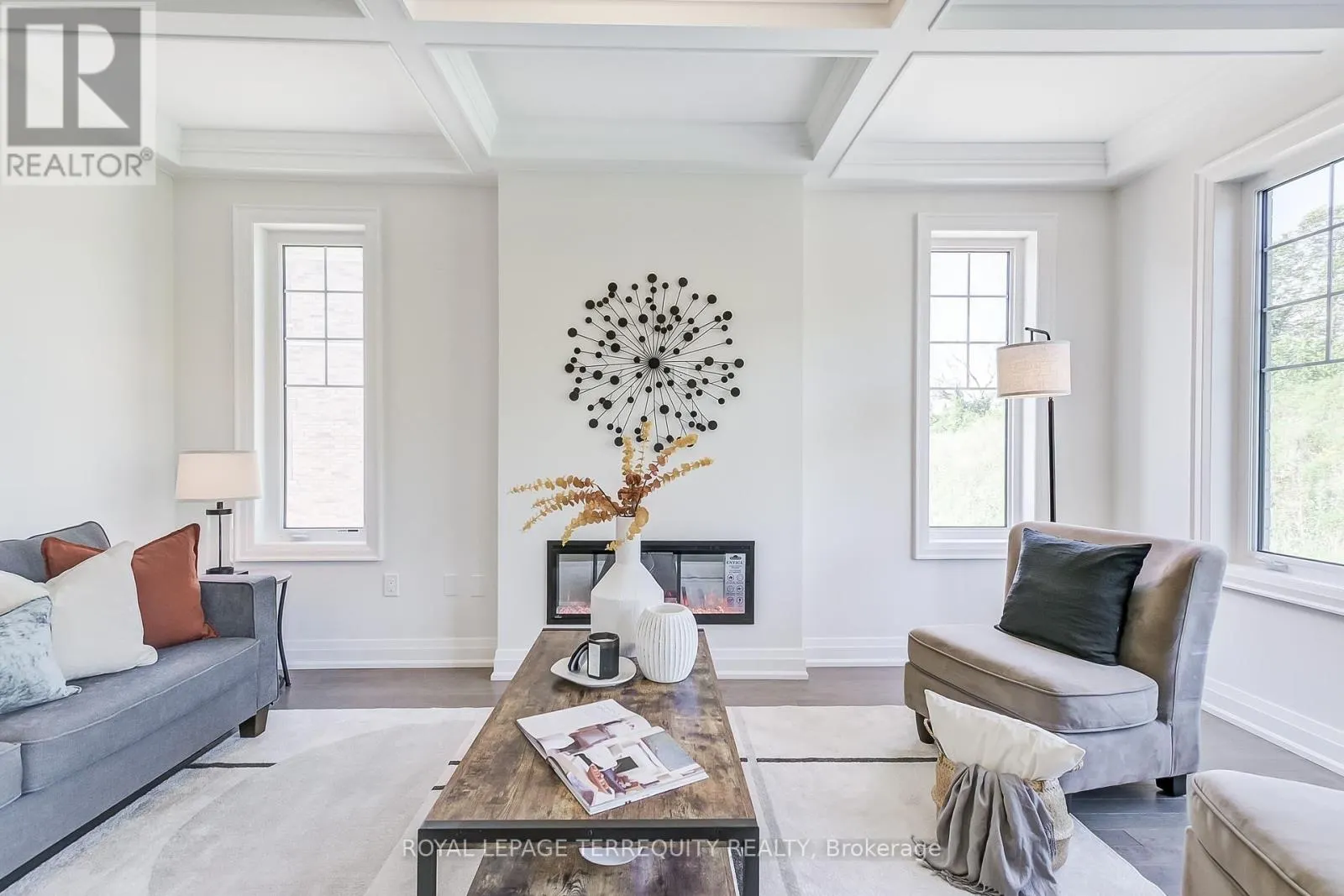 1224 TALISMAN MANOR