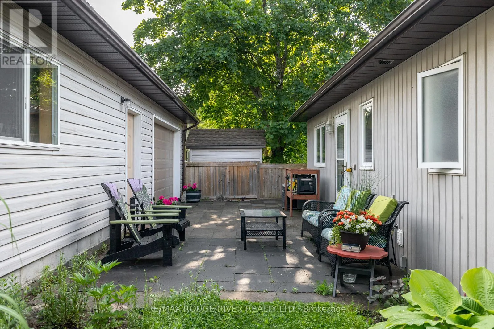 14 - 10126 LONGSAULT ROAD, #14