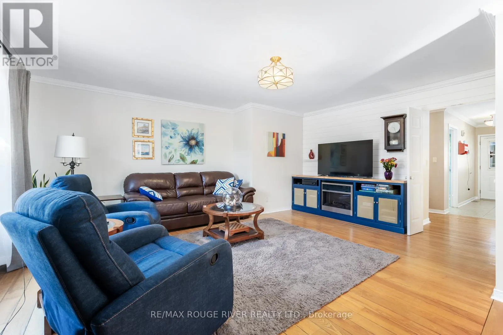14 - 10126 LONGSAULT ROAD, #14