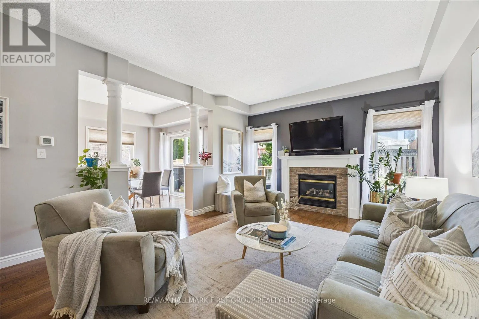 41 MARCHWOOD CRESCENT