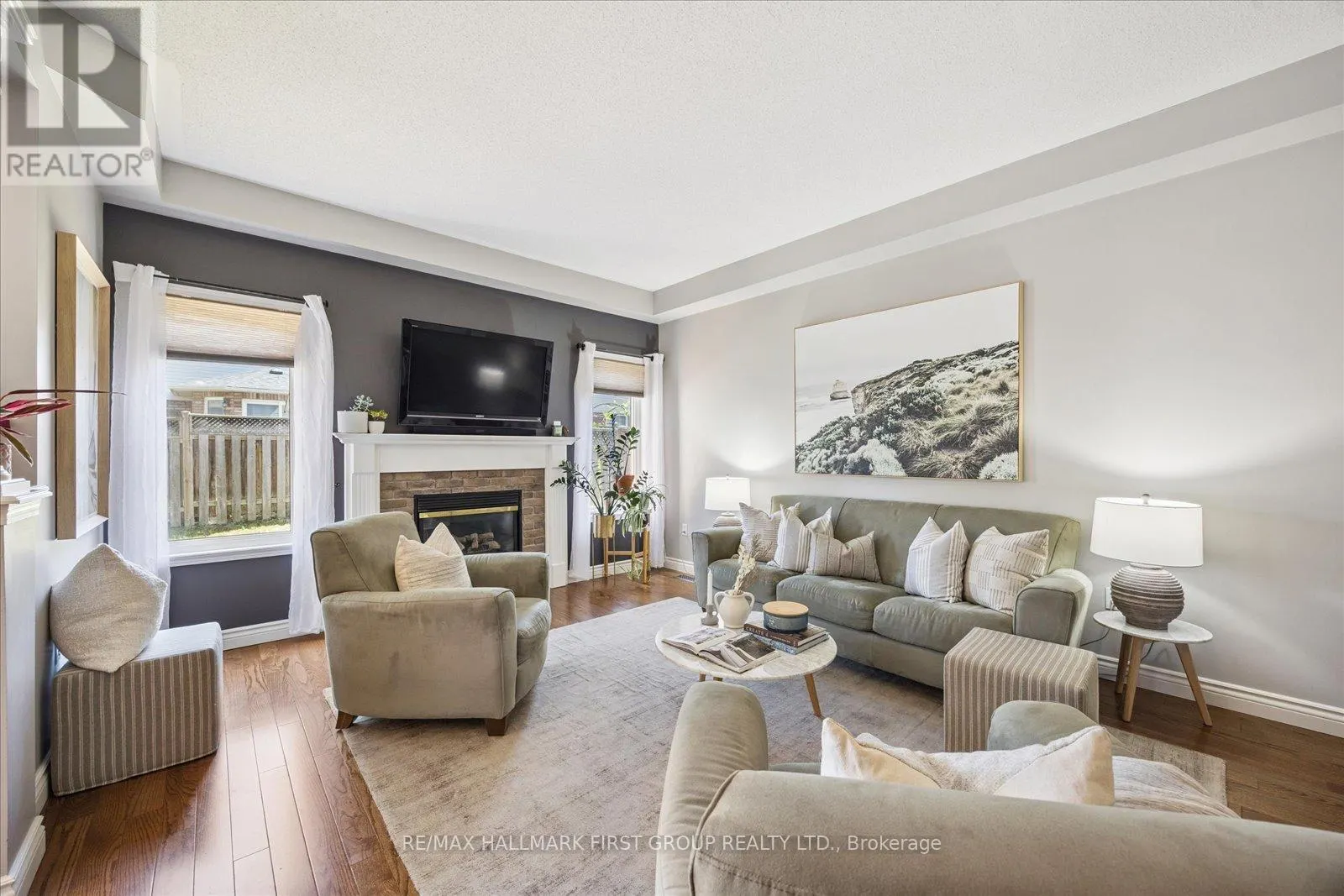 41 MARCHWOOD CRESCENT