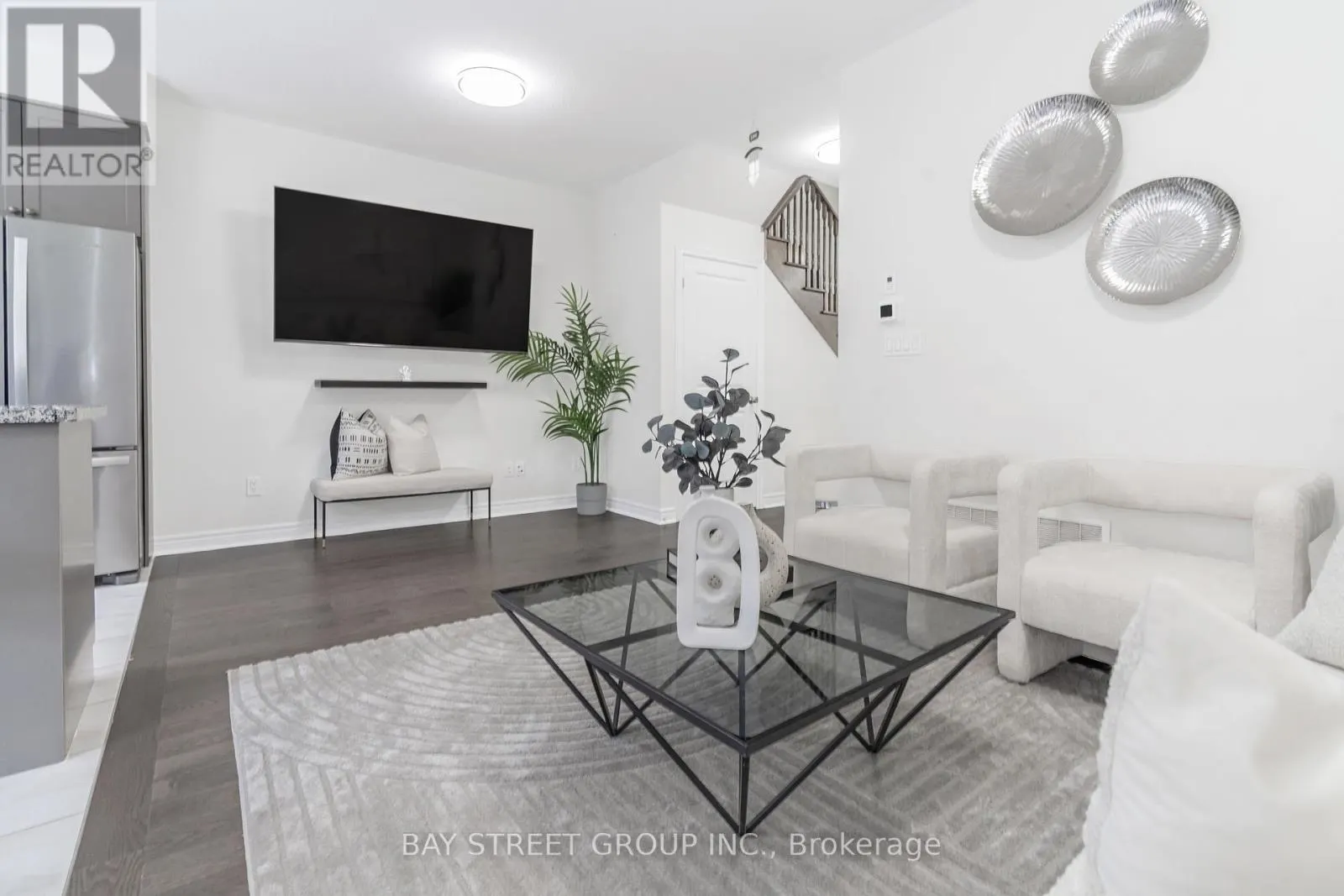 2487 HIBISCUS DRIVE