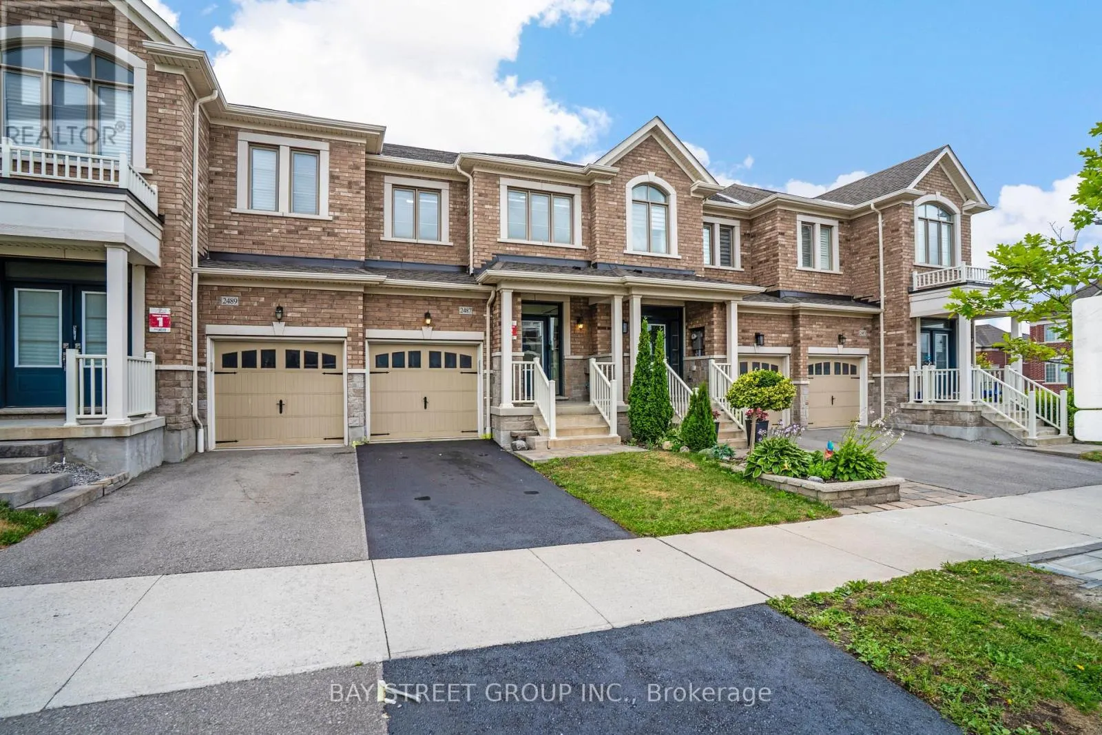 2487 HIBISCUS DRIVE