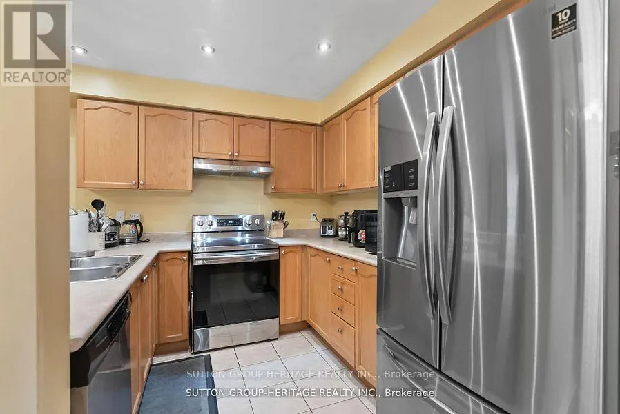 3 ANGIER CRESCENT