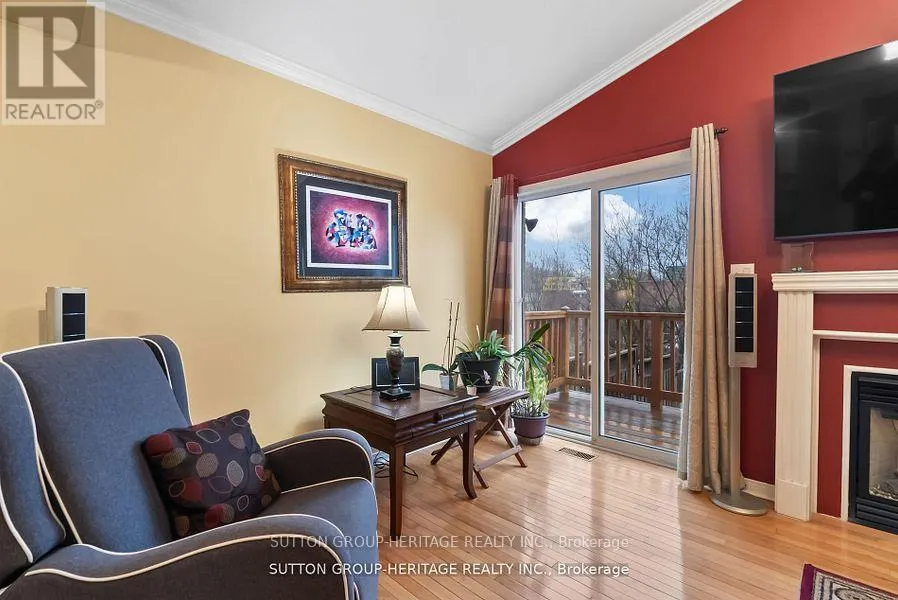 3 ANGIER CRESCENT